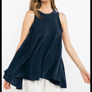Elizabeth Suzann Harlow Tunic
Silk Crepe Navy XXS